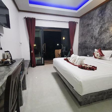 Отель Laila​ Place Ко-Ланта Экстерьер фото